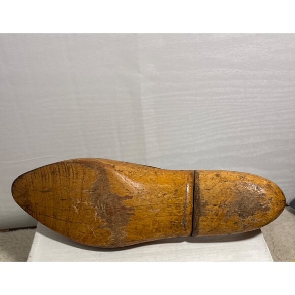 Vintage Wooden Shoe Stretcher Hinged Adjustable Right Foot - Picture 3 of 10